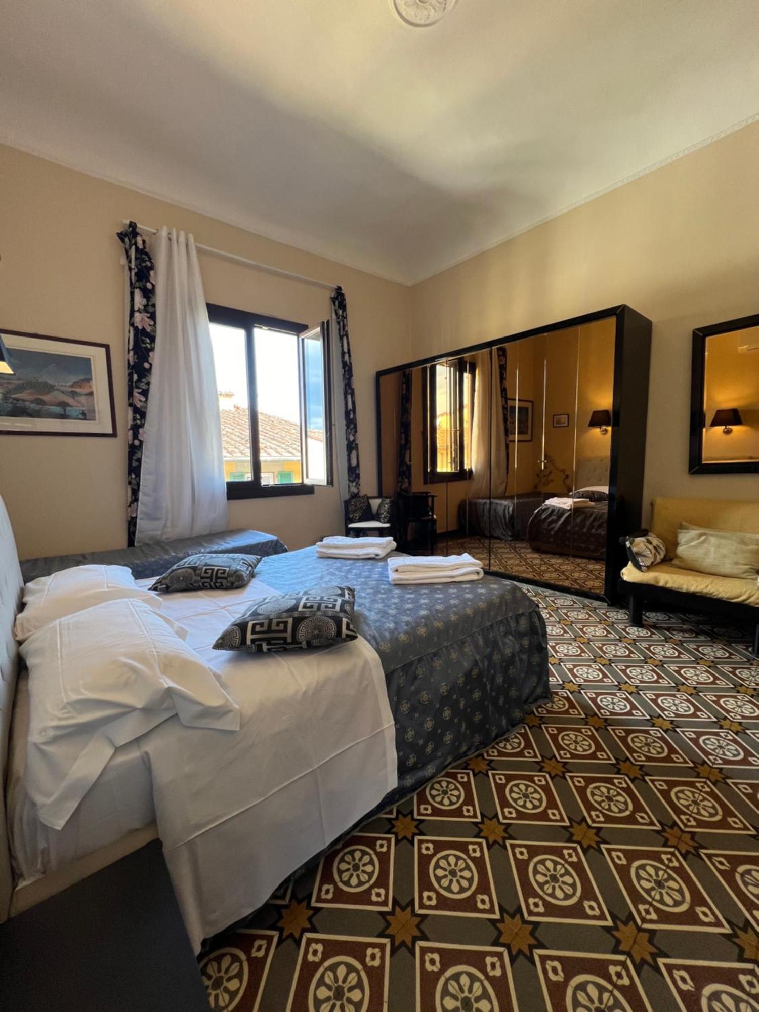 Souvenir Maya Hotel 5*