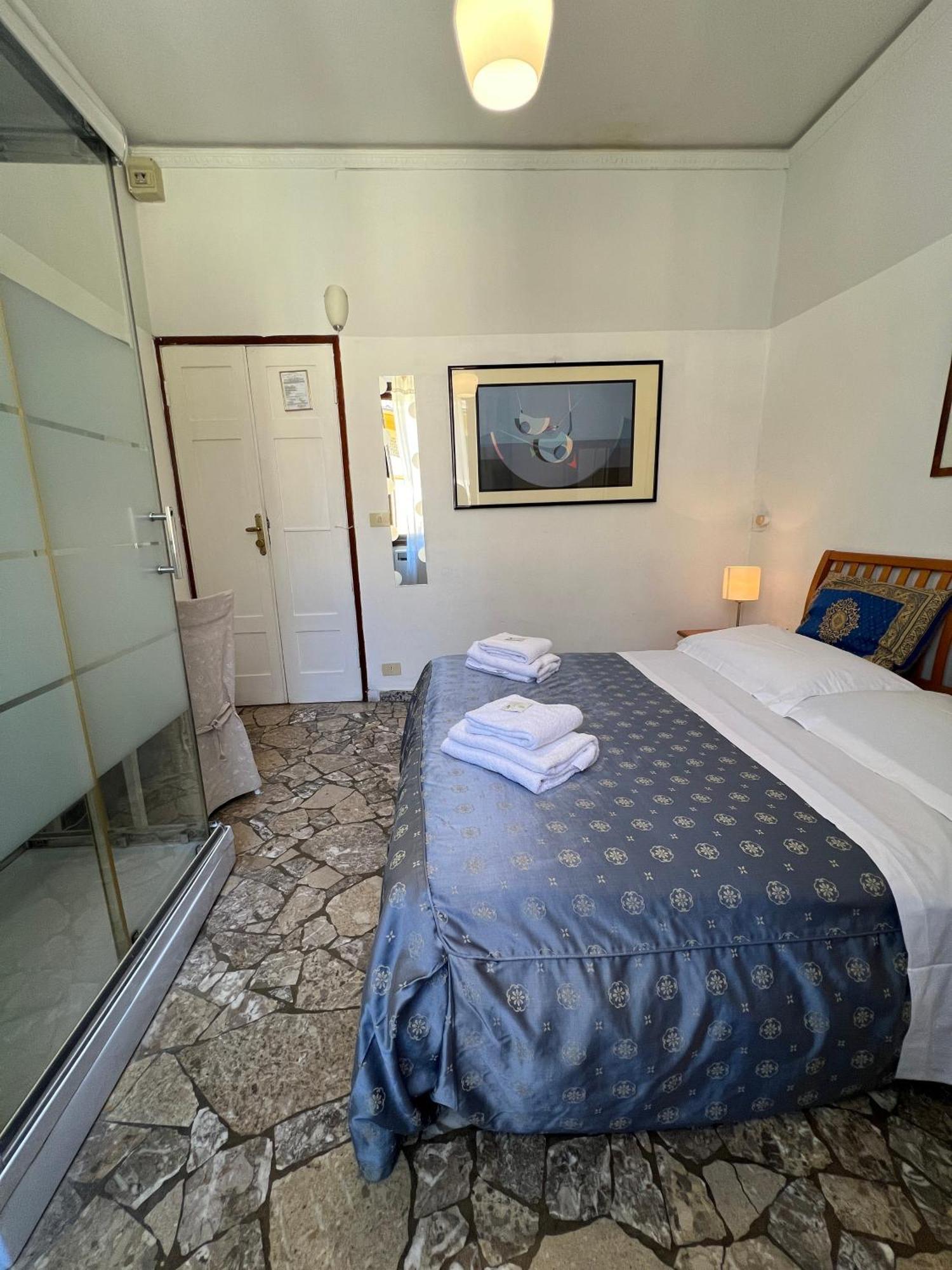 Souvenir Maya Hotel Florence
