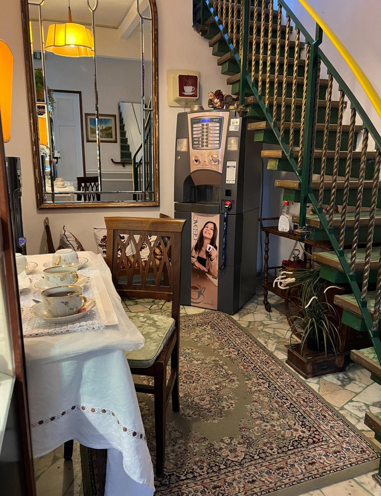Souvenir Maya Hotel Florença